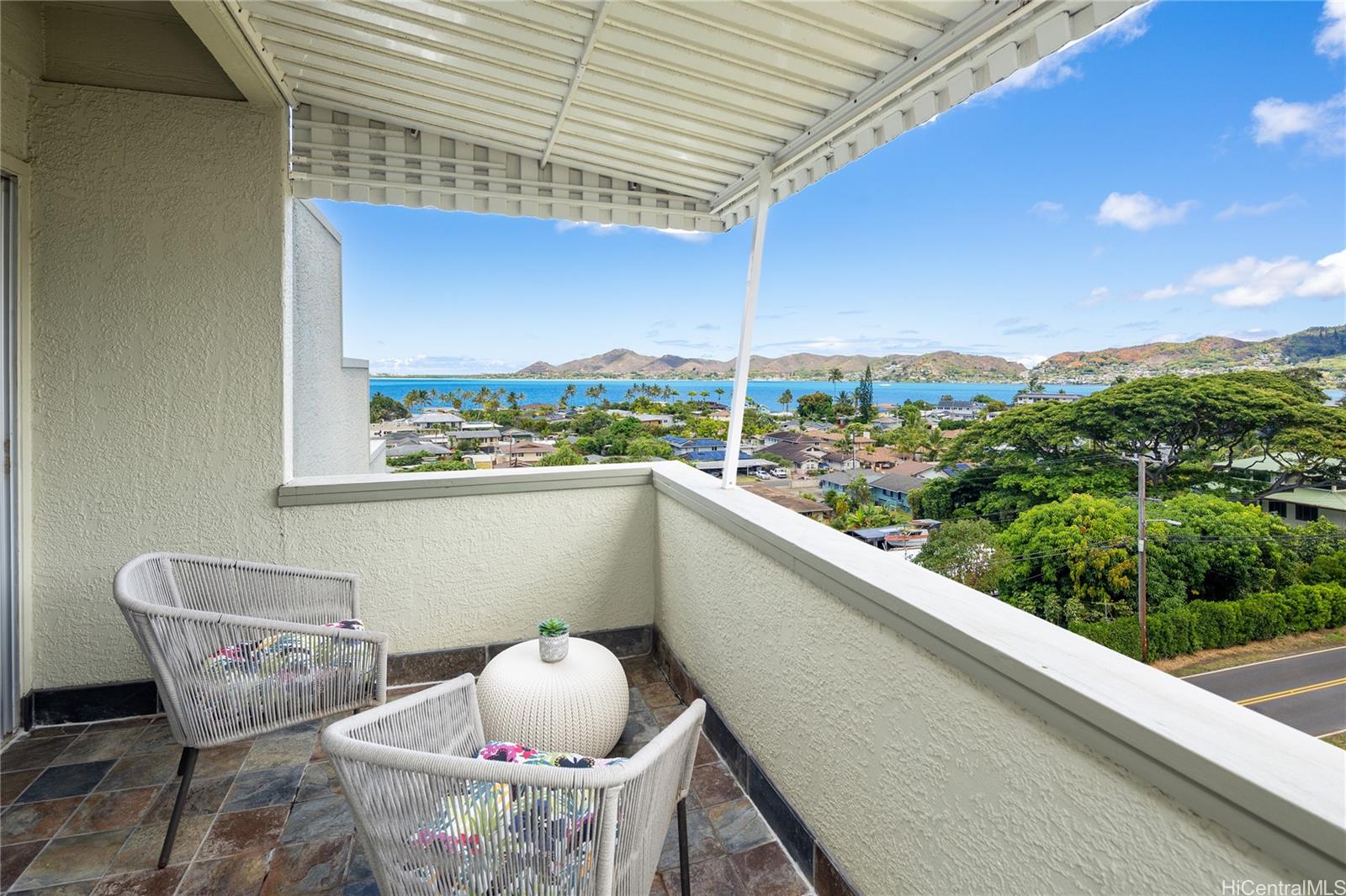Photo 14 of 21