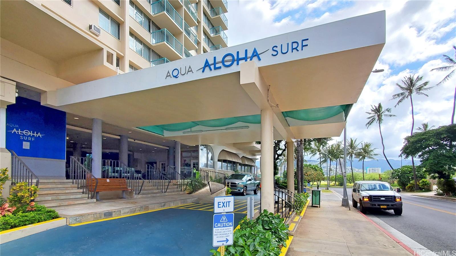 Aloha Surf Hotel 444 Kanekapolei Street  Unit 709