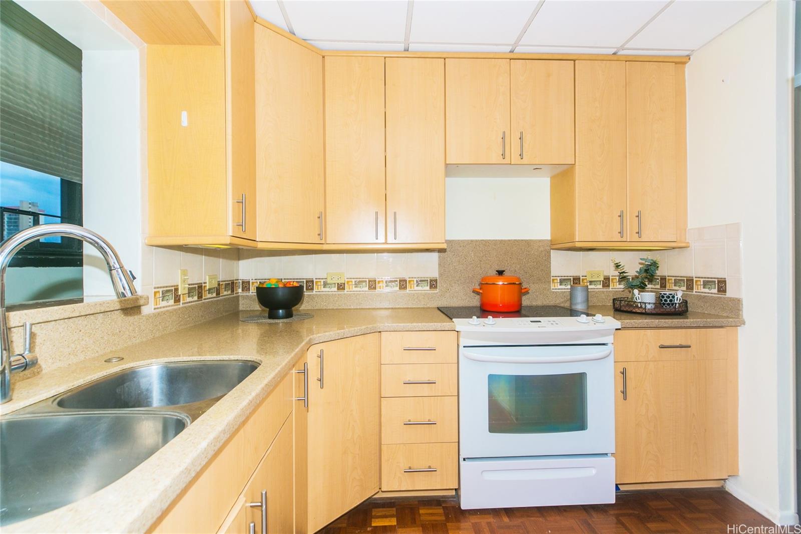 1333 Heulu Street  Unit 1207PH