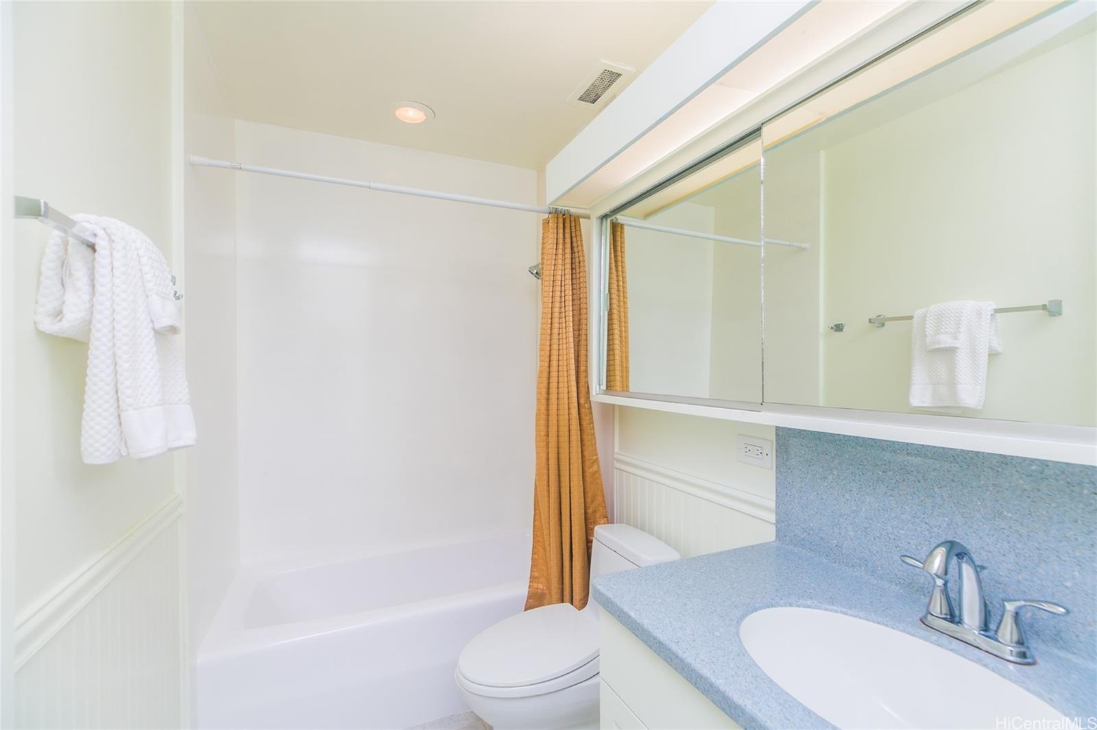 1333 Heulu Street  Unit 1207PH