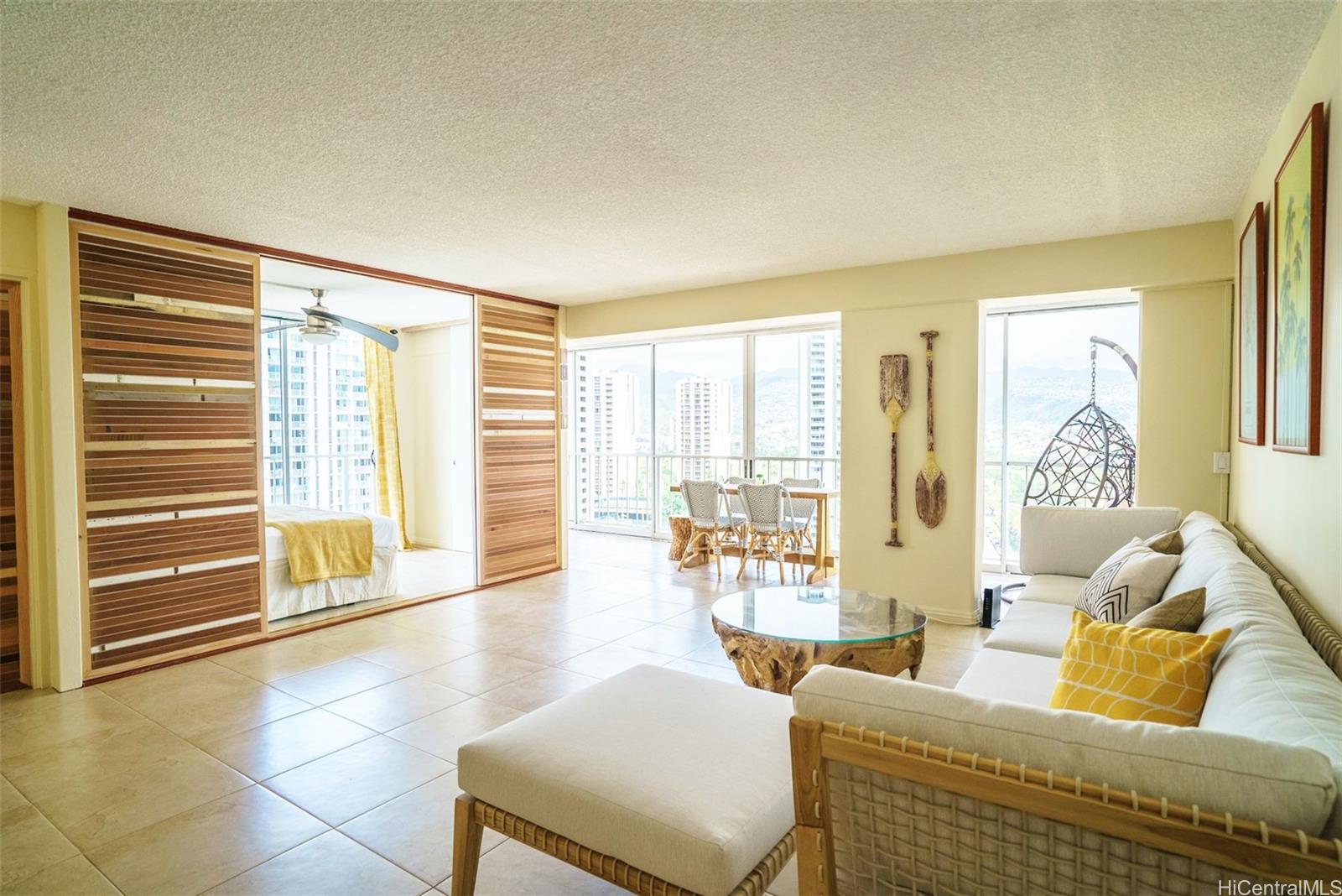 2575 Kuhio Avenue  Unit 1702