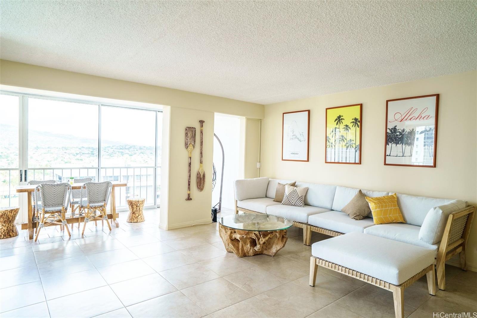 2575 Kuhio Avenue  Unit 1702