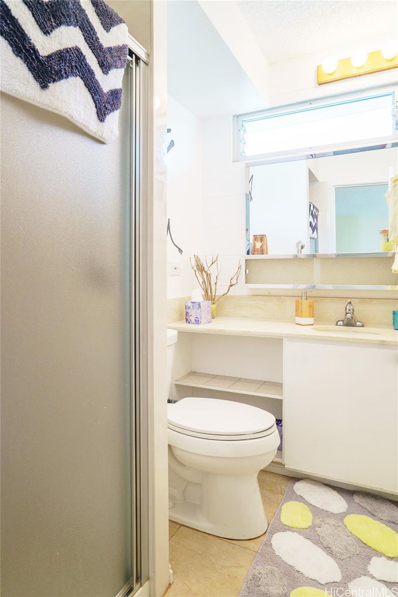 2575 Kuhio Avenue  Unit 1702