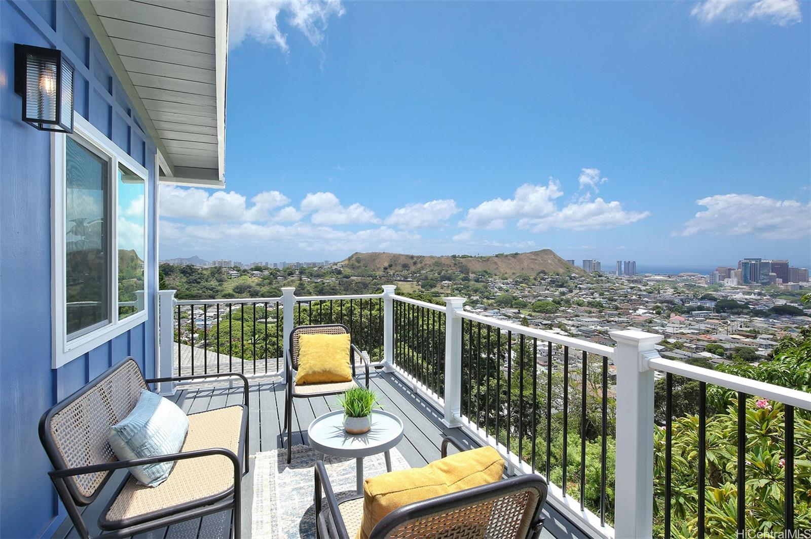 2578 Pacific Heights Road K
