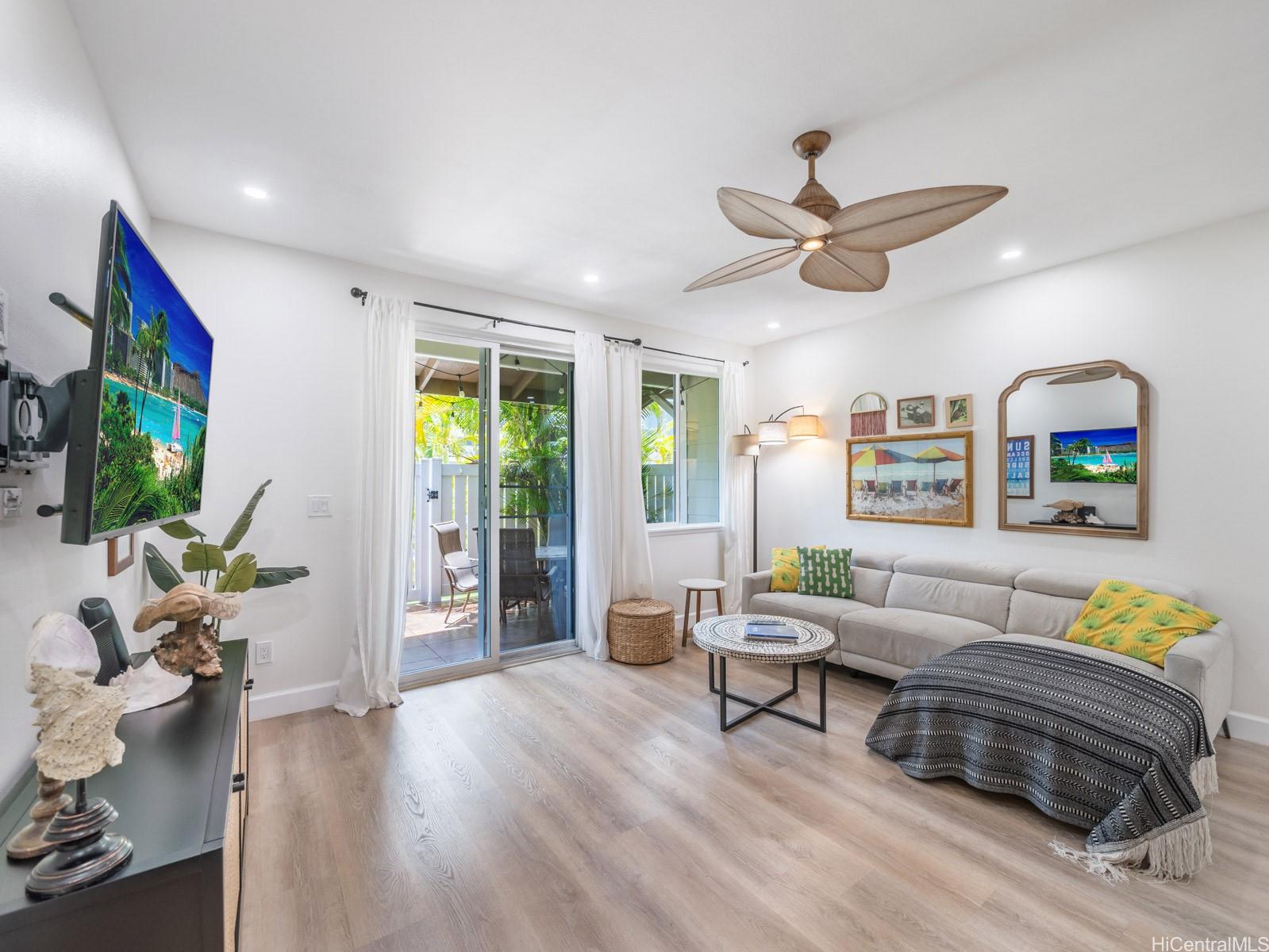 92-1530 Aliinui Drive  Unit 1802