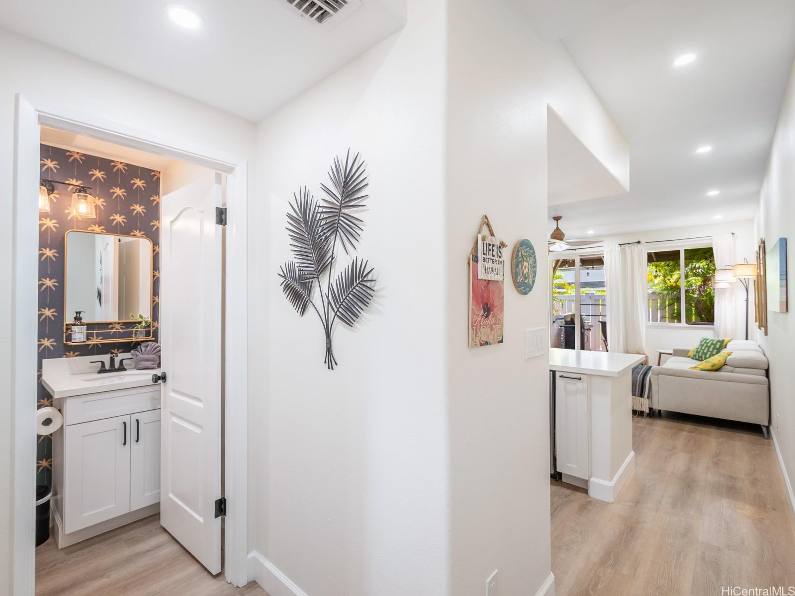 92-1530 Aliinui Drive  Unit 1802