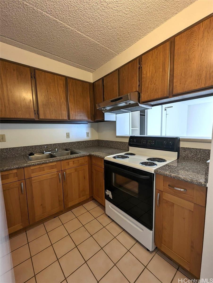 430 Keoniana Street  Unit 609