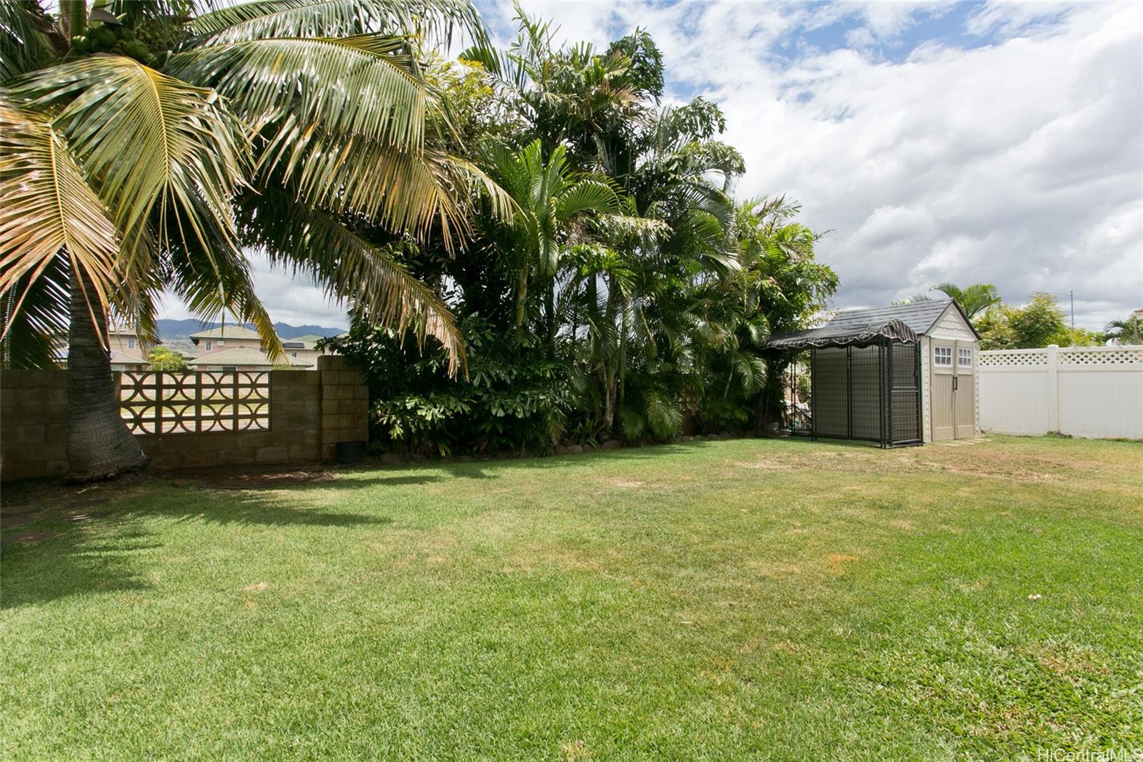 Photo 20 of 22