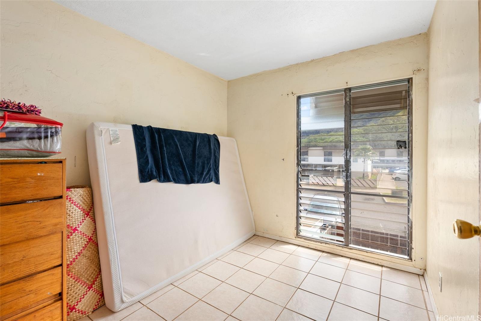 87-1533 Helelua Street  Unit 3