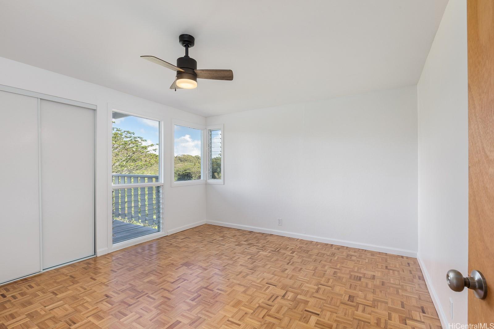 95-109 Waikalani Drive