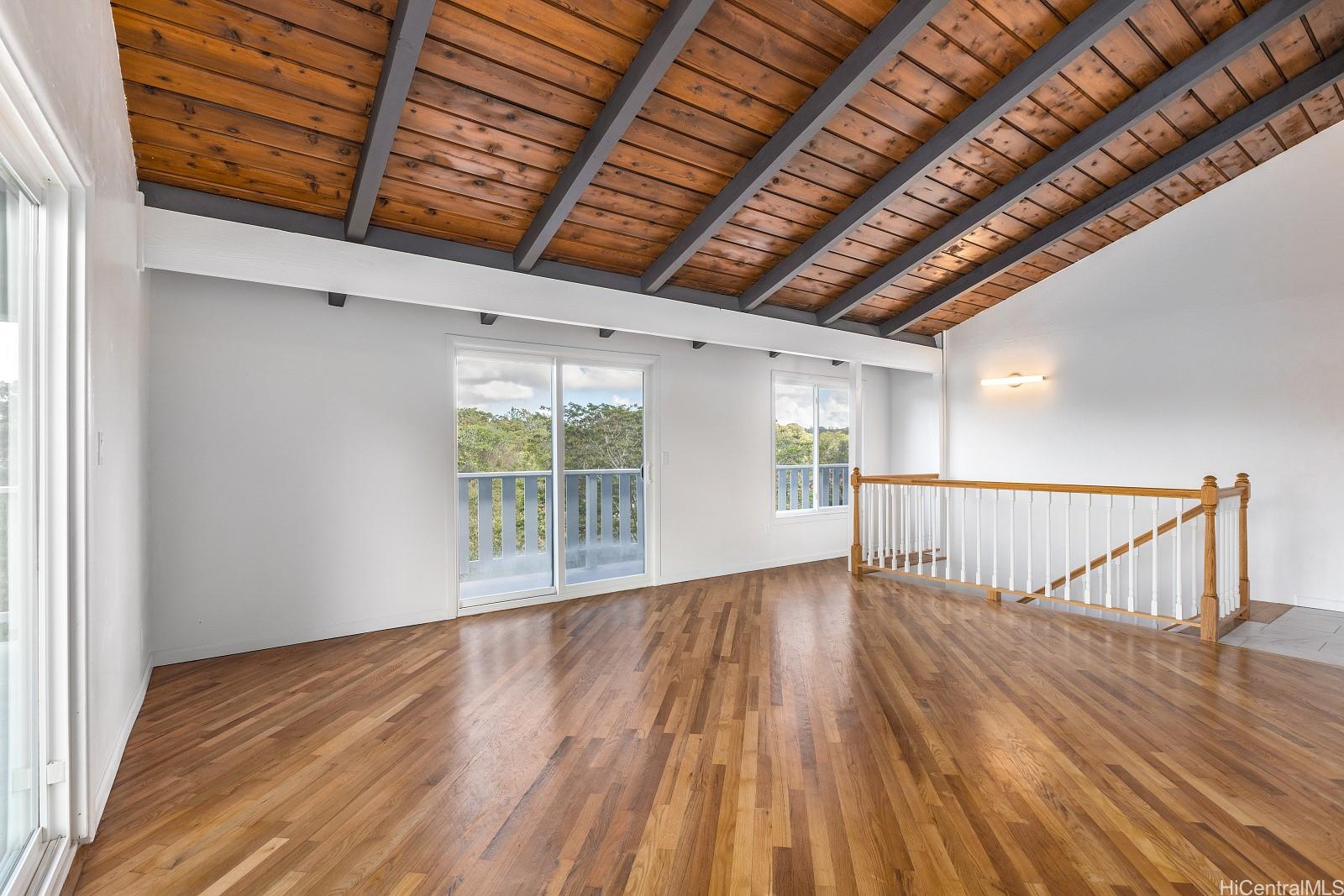 95-109 Waikalani Drive