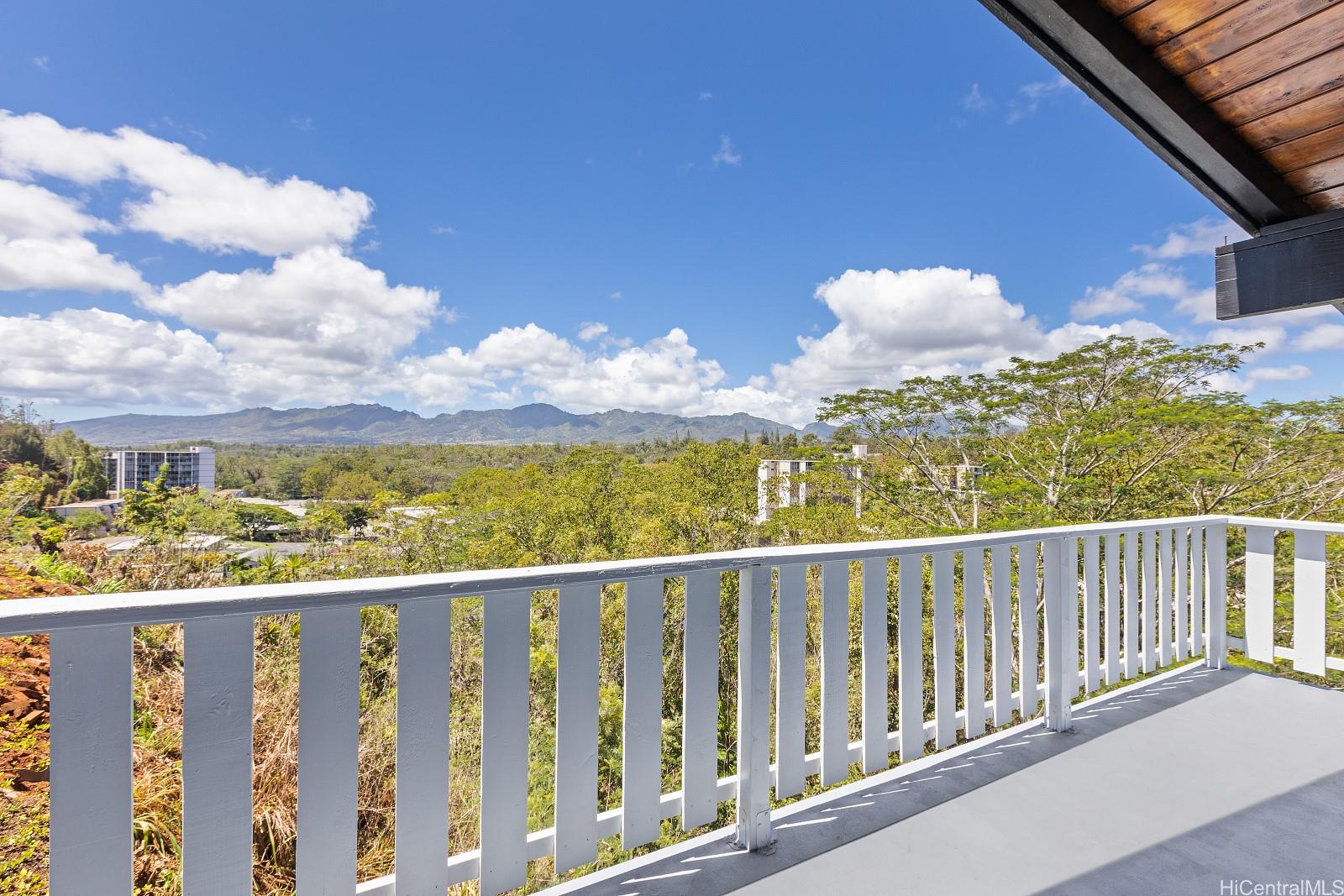 95-109 Waikalani Drive