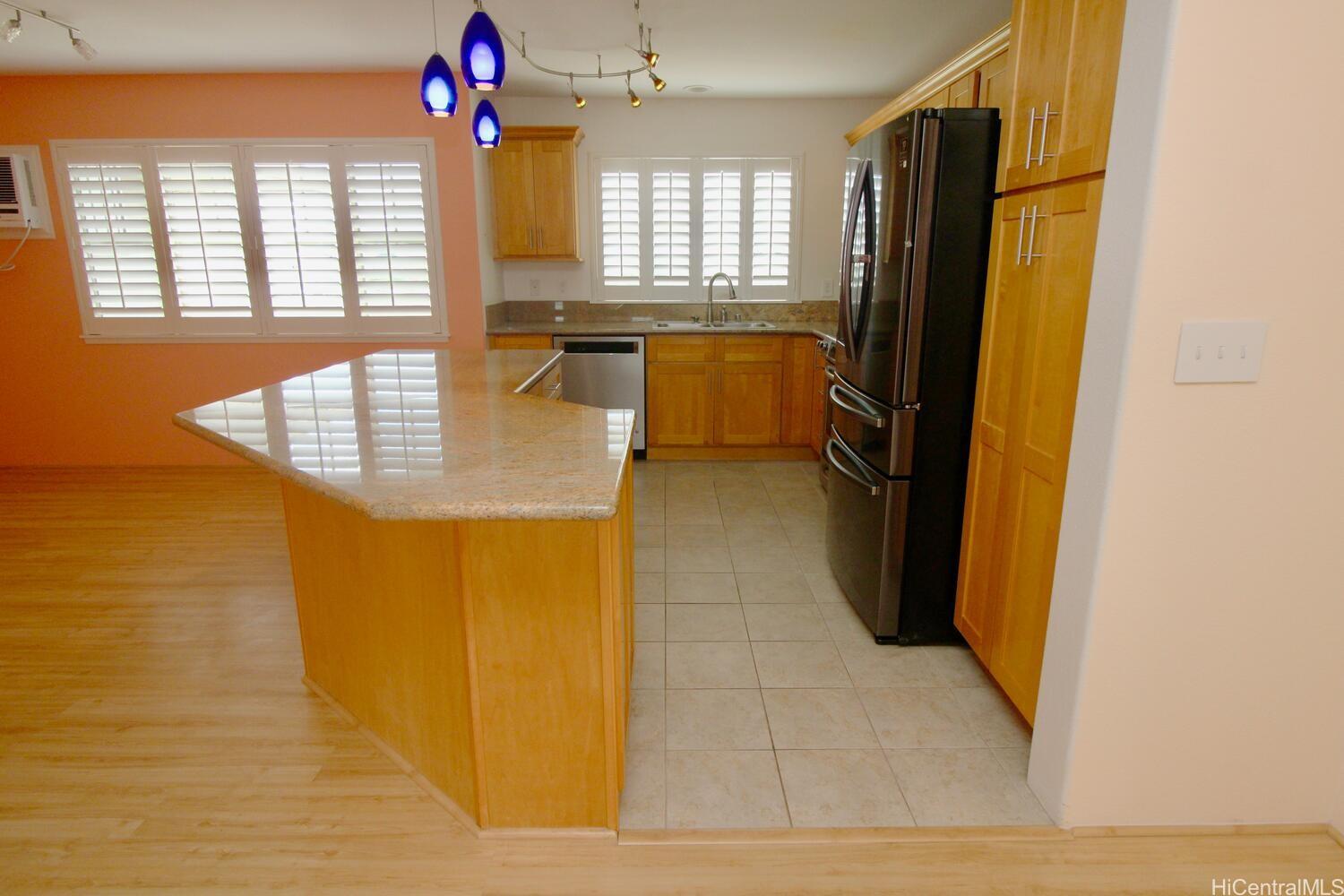 91-1185 Kaiau Avenue  Unit 705