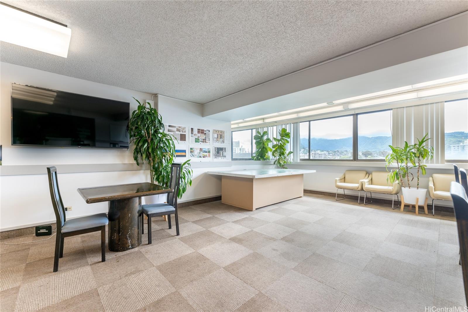1750 Kalakaua Avenue  Unit 1303