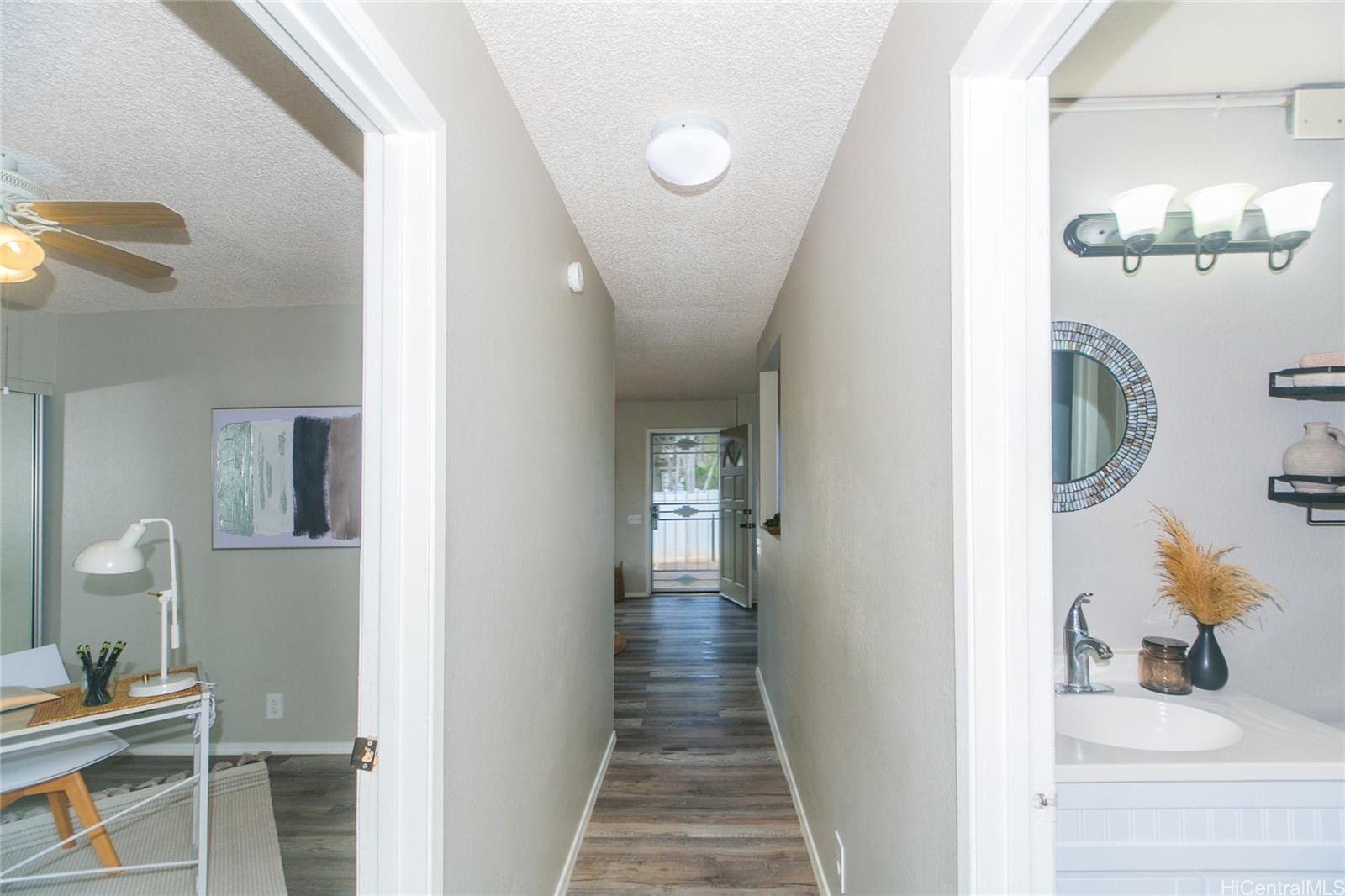 91-1040 Puamaeole Street  Unit 13A