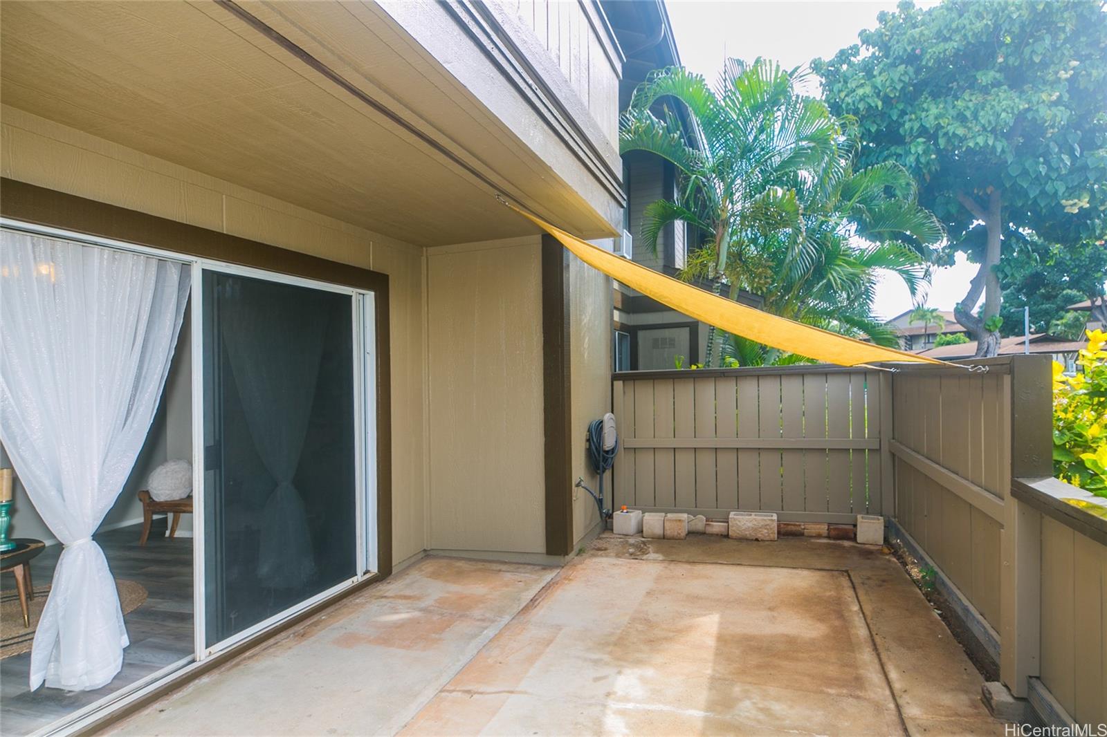 91-1040 Puamaeole Street  Unit 13A
