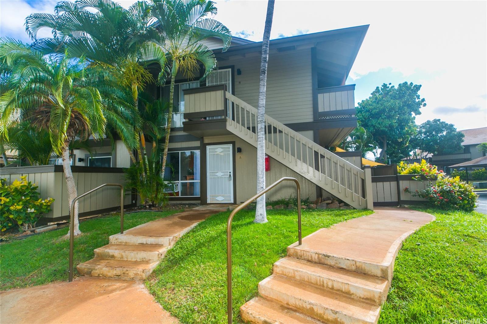 91-1040 Puamaeole Street  Unit 13A