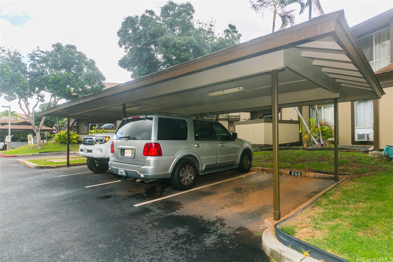 91-1040 Puamaeole Street  Unit 13A
