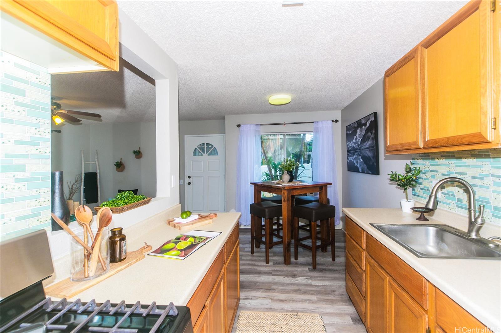 91-1040 Puamaeole Street  Unit 13A