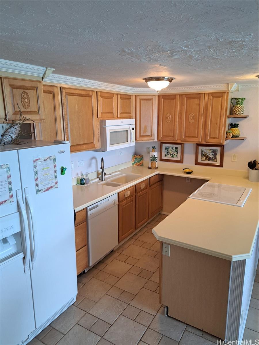 Photo 2 of 23