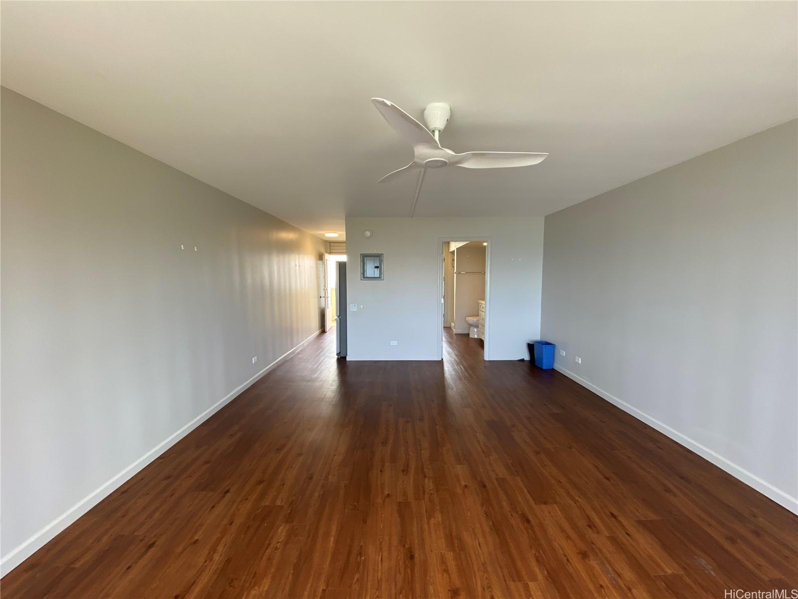 2895 Kalakaua Avenue  Unit 1008