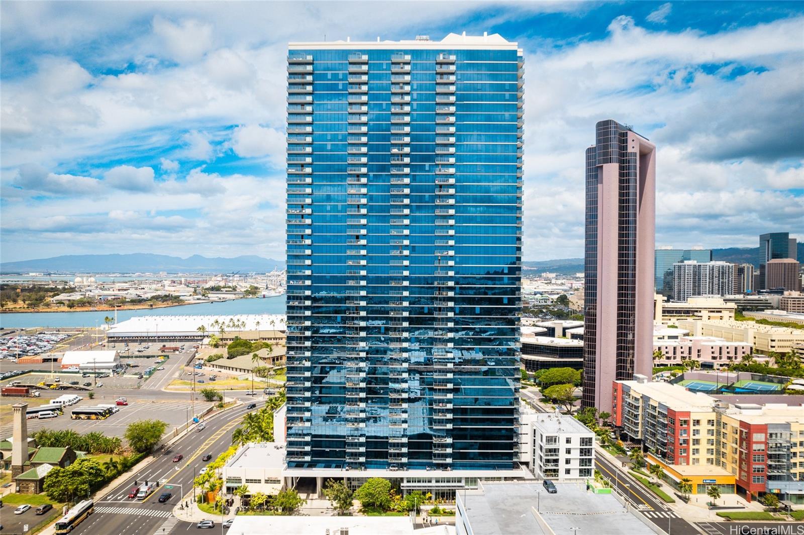 600 Ala Moana Boulevard 1407
