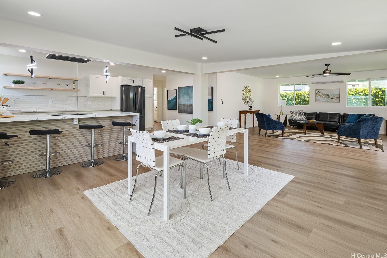 370 E Hind Drive