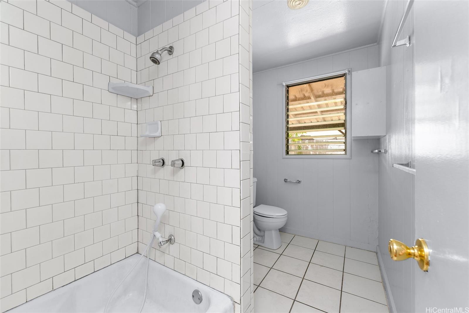 338B Kalama Street Kailua HI 96734 listed 05242024