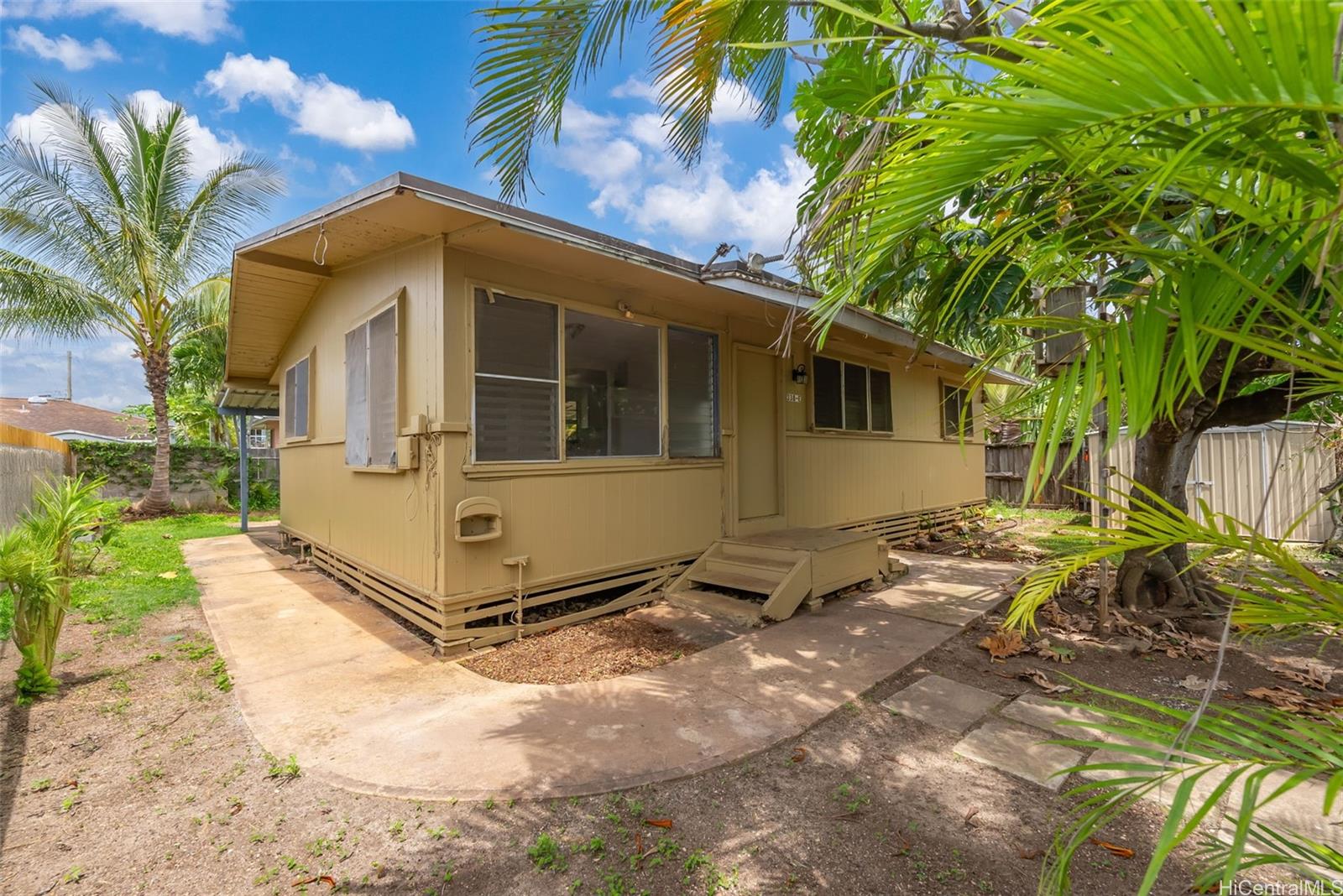 338B Kalama Street Kailua HI 96734 listed 05242024