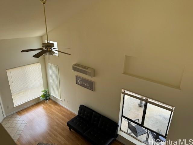 Photo 16 of 25