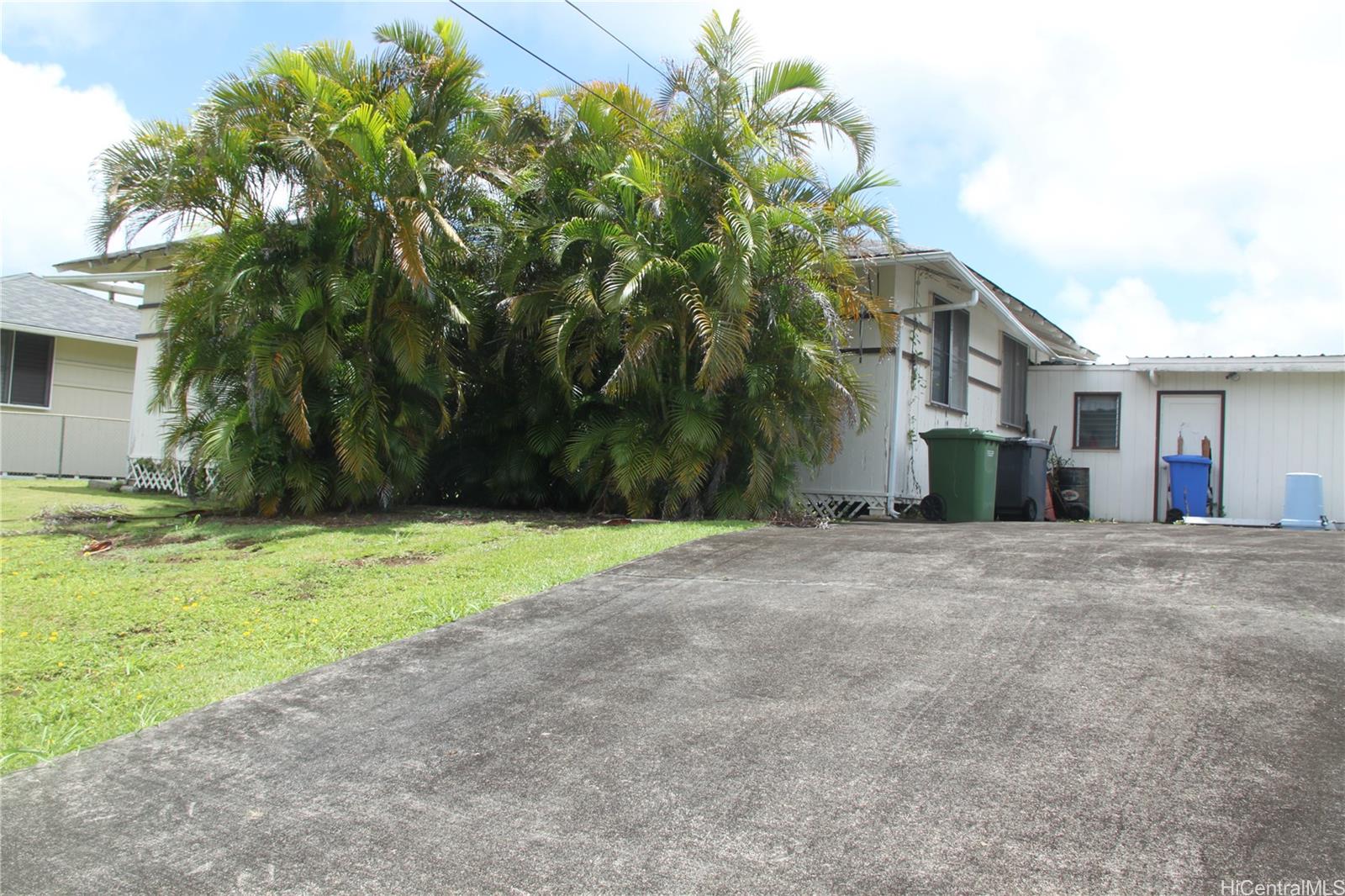 45-420 Pua Makahala Street