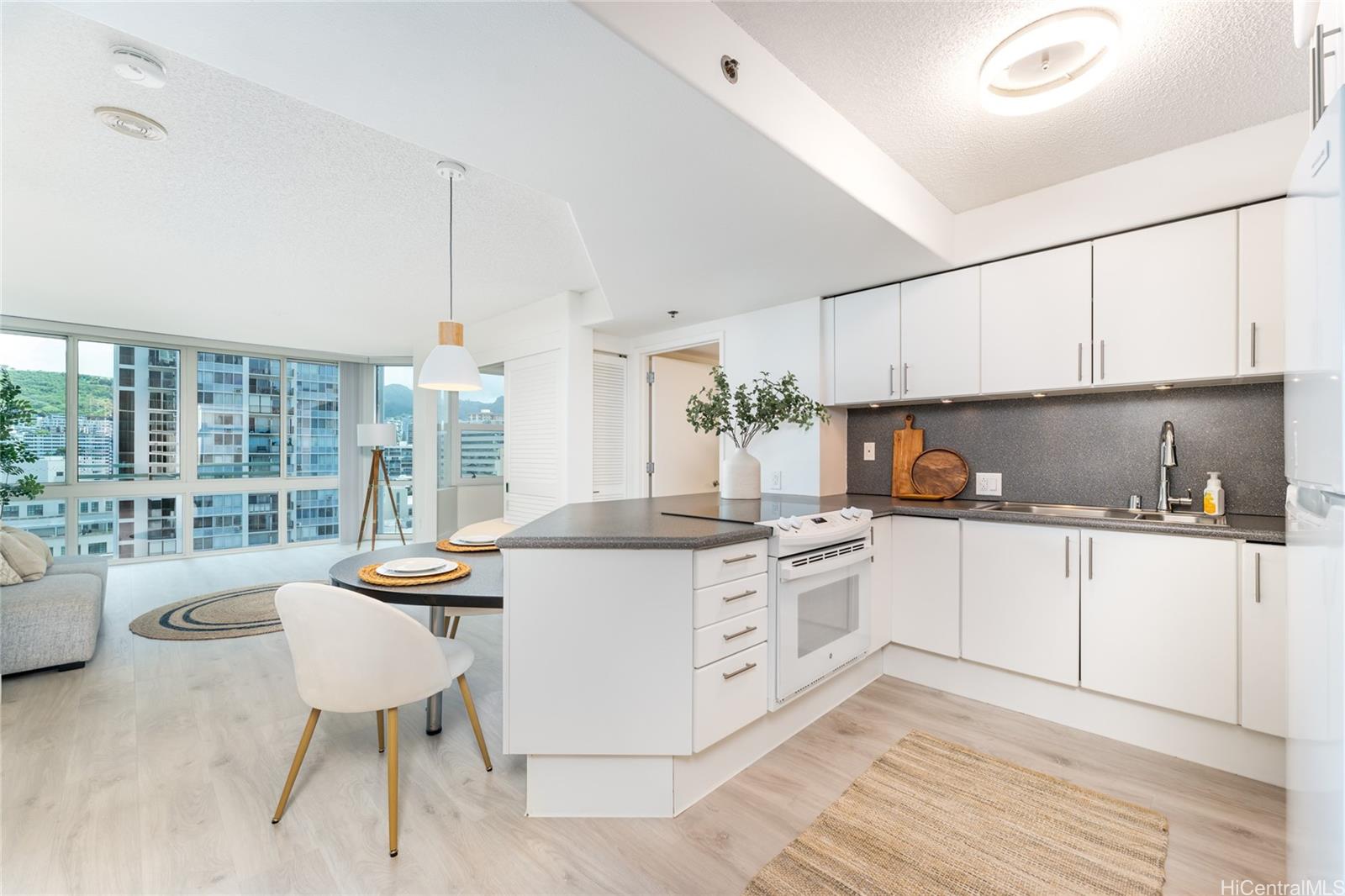 801 S King Street  Unit 1208