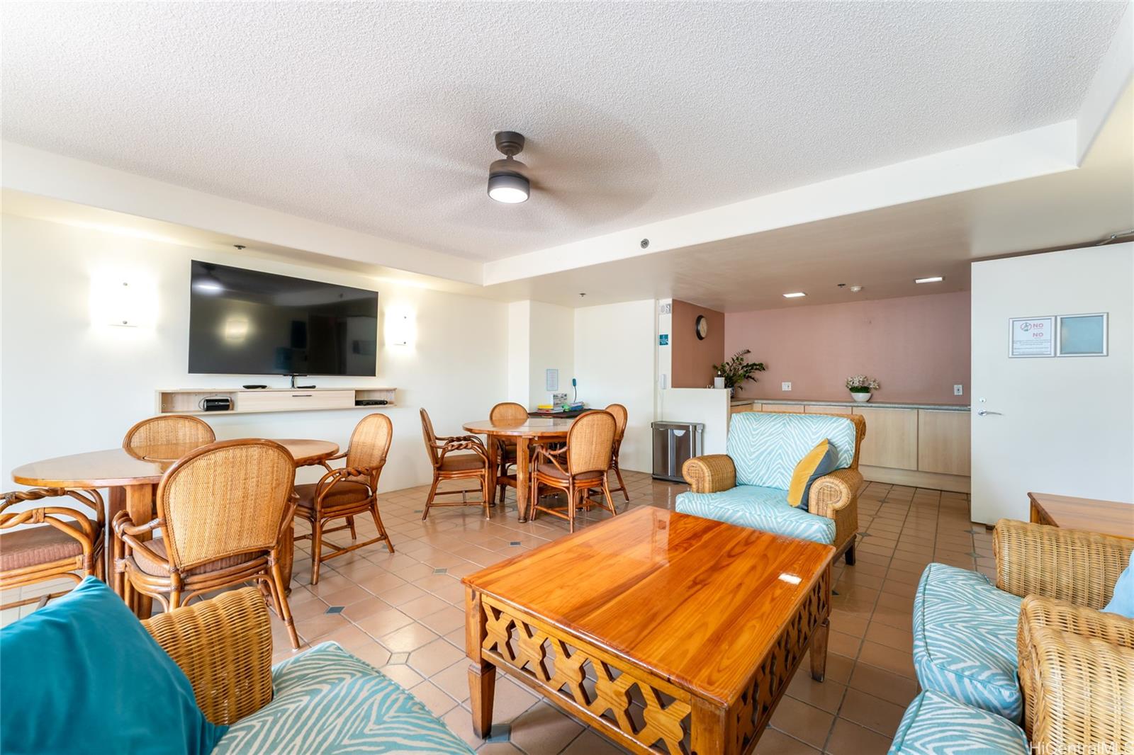 801 S King Street Unit 1208 801 S King Street Unit 1208