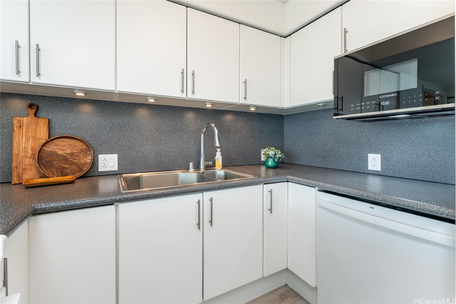 801 S King Street  Unit 1208