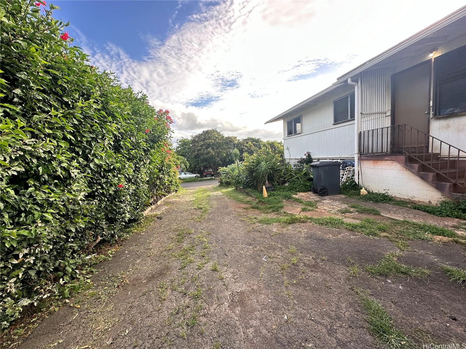 1660 Makuakane Place