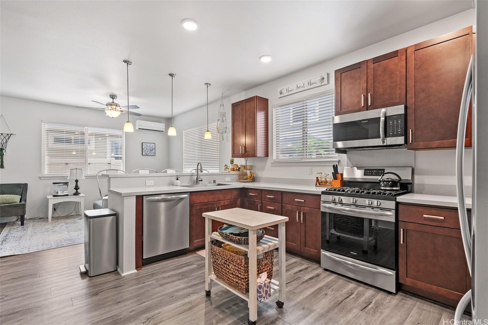 91-1088 Iliahialoe Loop