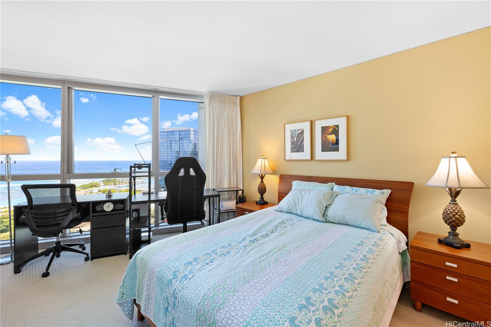 1177 Queen Street  Unit 3503