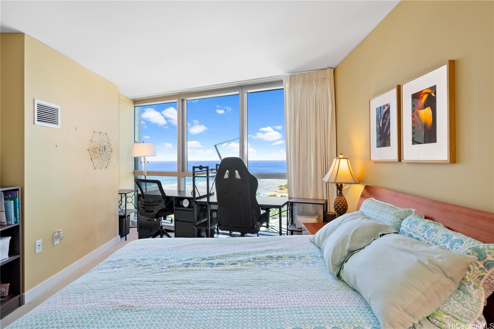 1177 Queen Street  Unit 3503