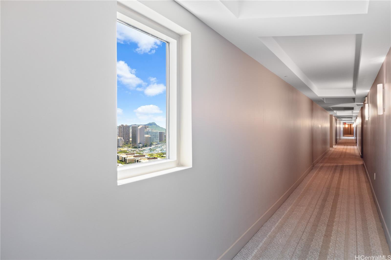 1177 Queen Street  Unit 3503