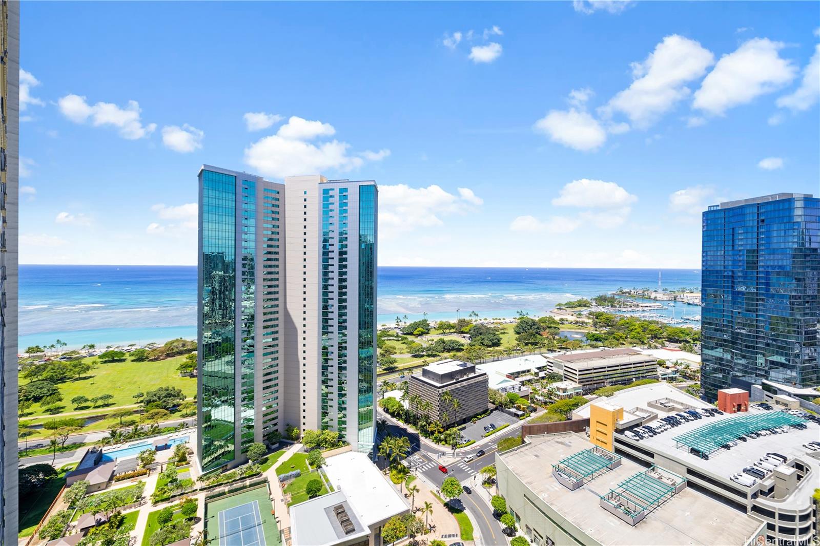 1177 Queen Street  Unit 3503