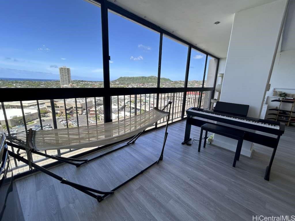 4300 Waialae Avenue  Unit B1205