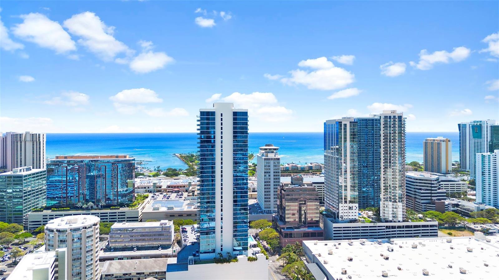 629 Keeaumoku Street  Unit 1710