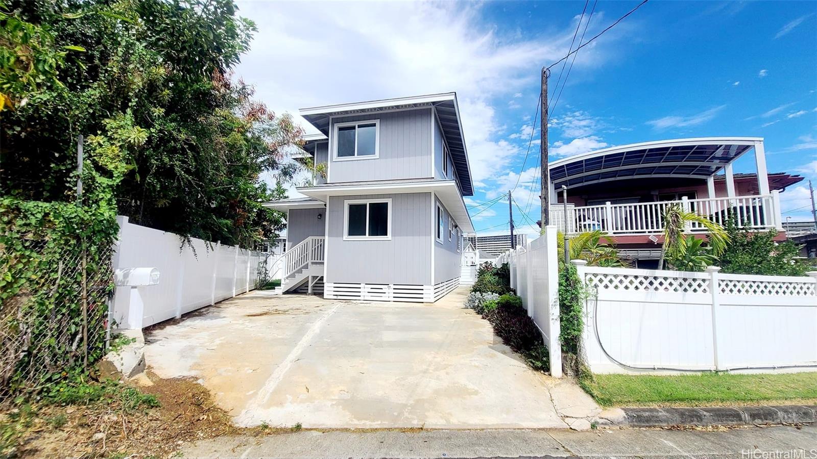 1448 C Kamehameha IV Road