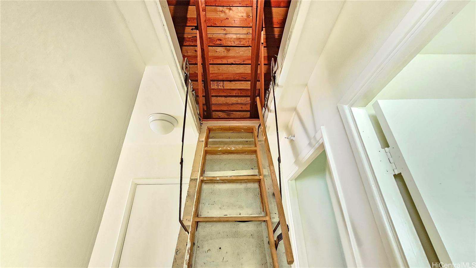 1450-1 Hunakai Street  Unit 1