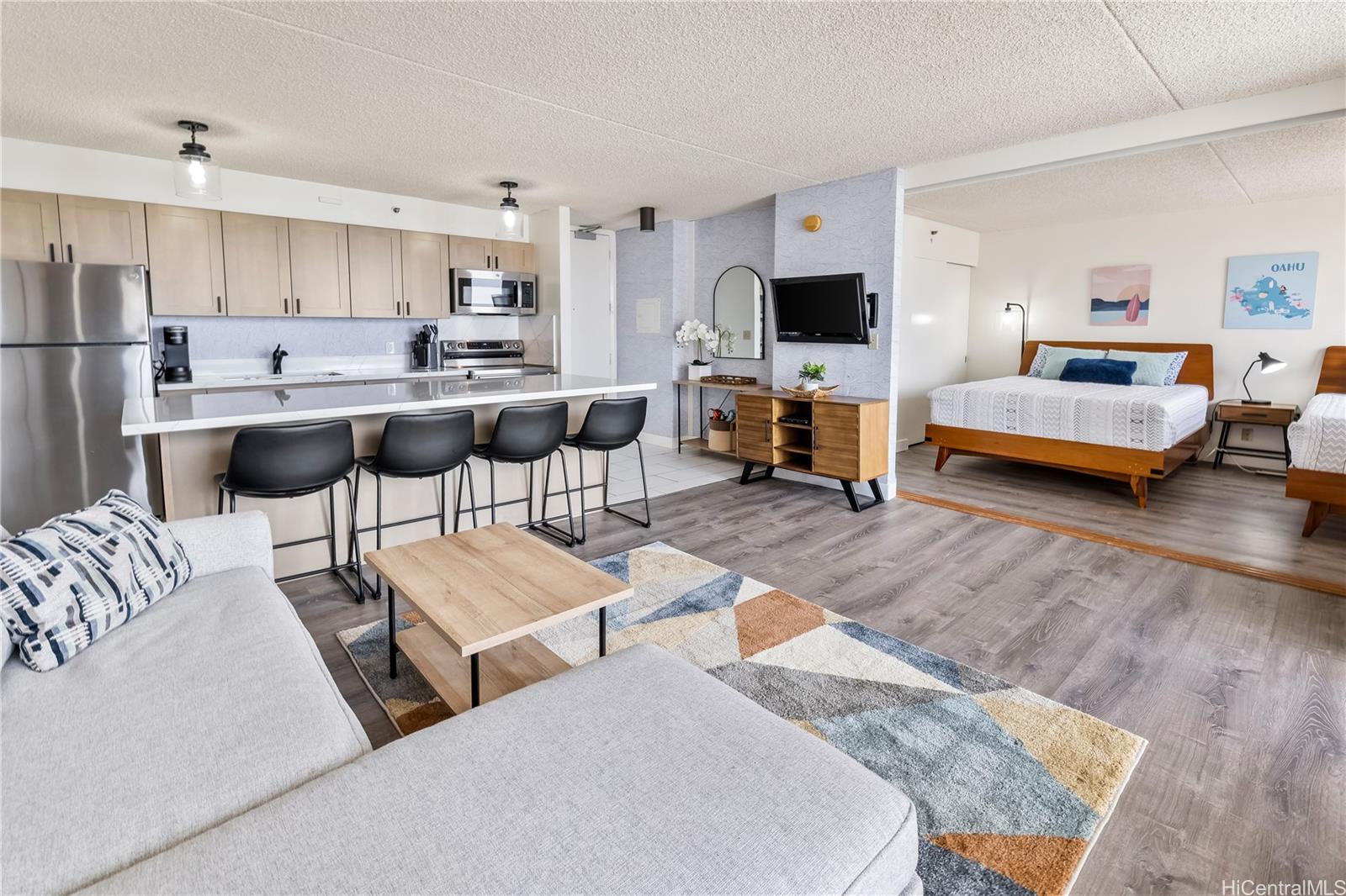 201 Ohua Avenue  Unit Mauka 3708