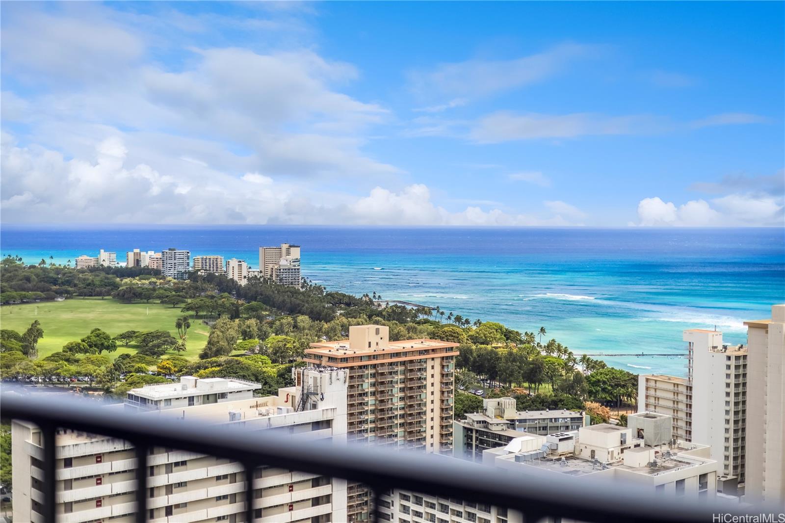 201 Ohua Avenue  Unit Mauka 3708