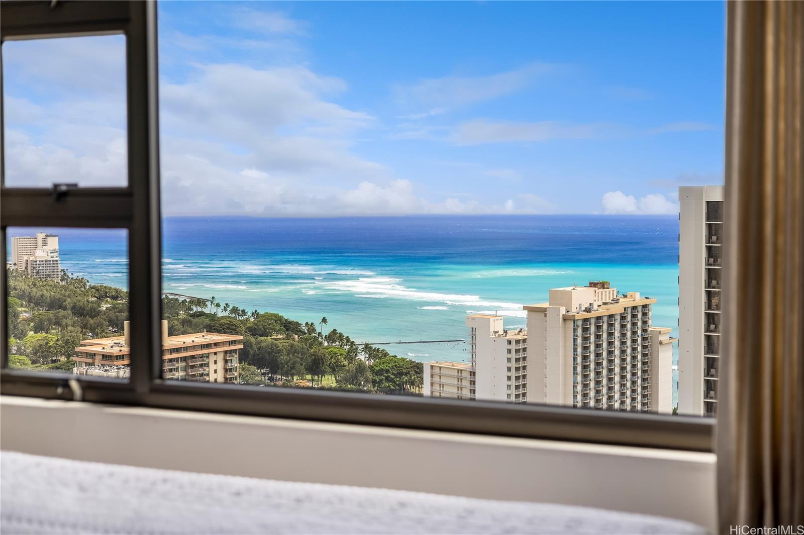 201 Ohua Avenue  Unit Mauka 3708