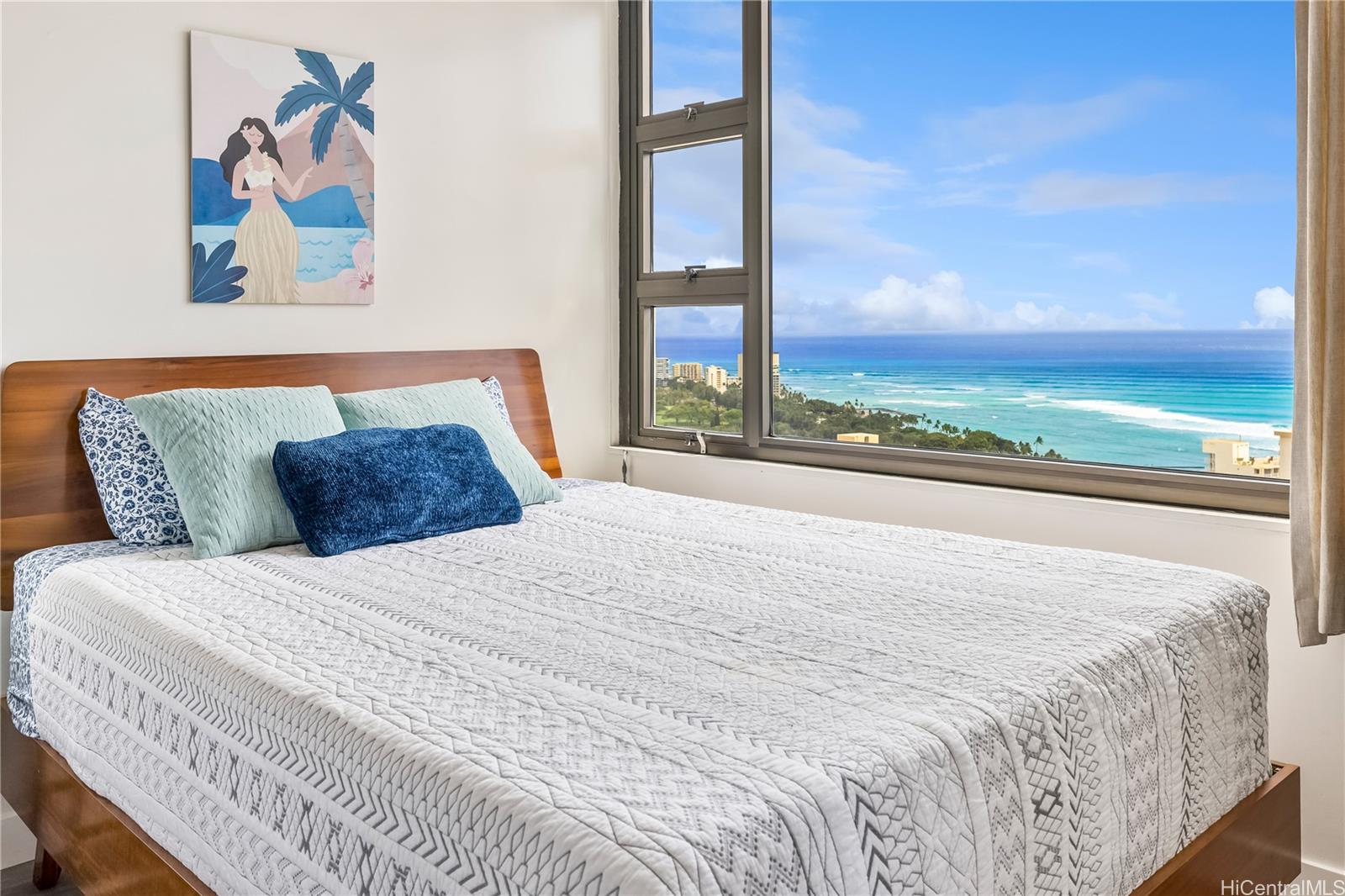 201 Ohua Avenue  Unit Mauka 3708