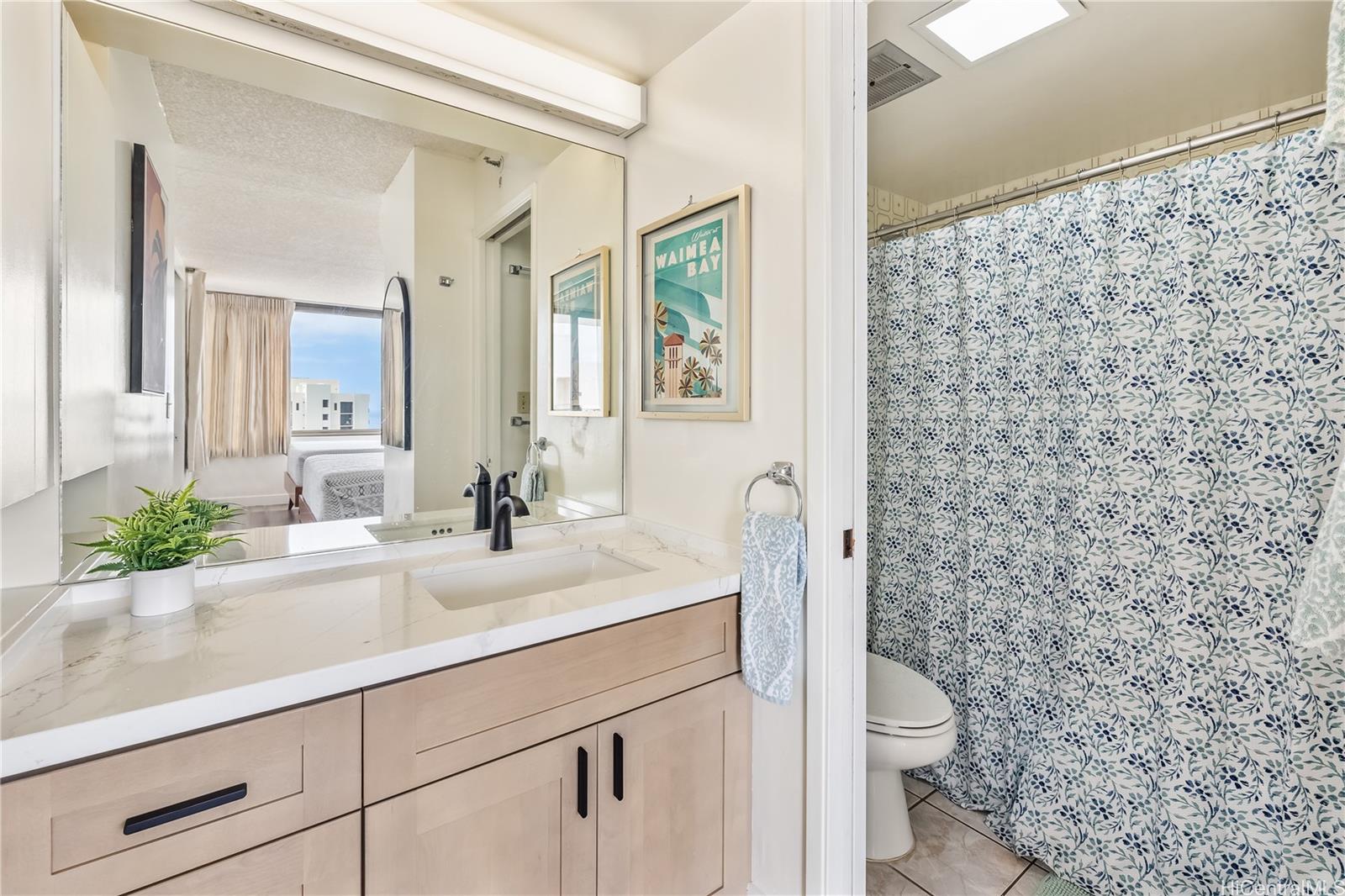 201 Ohua Avenue  Unit Mauka 3708