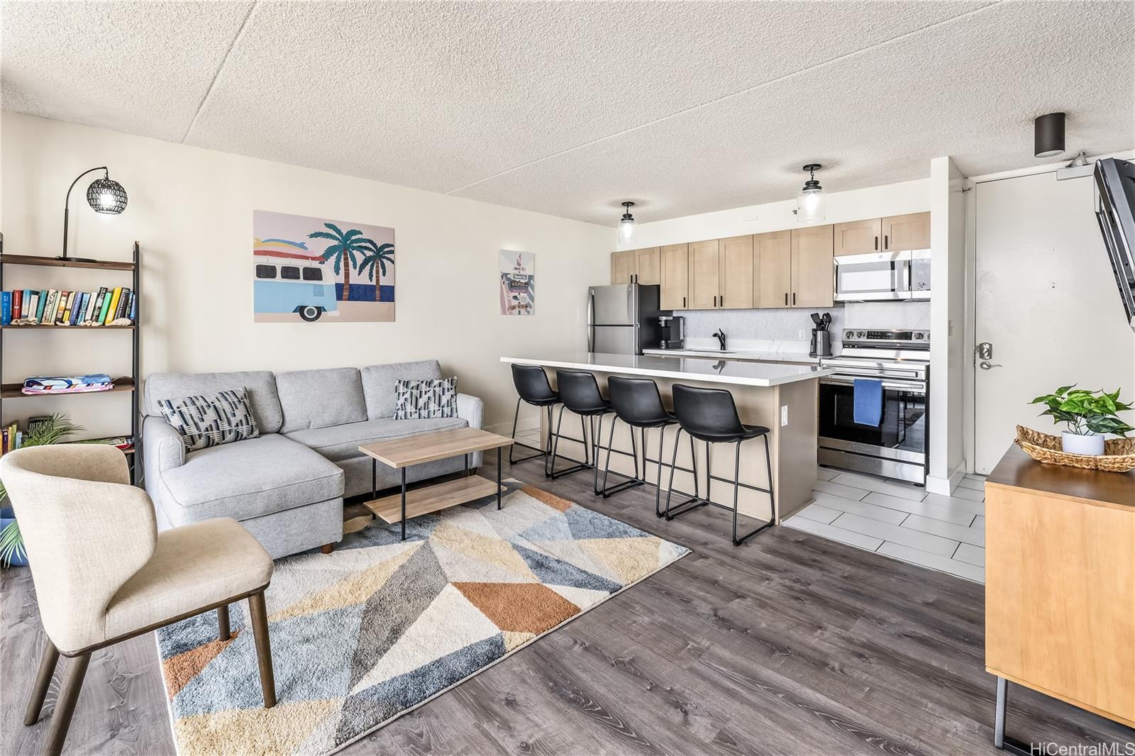 201 Ohua Avenue  Unit Mauka 3708